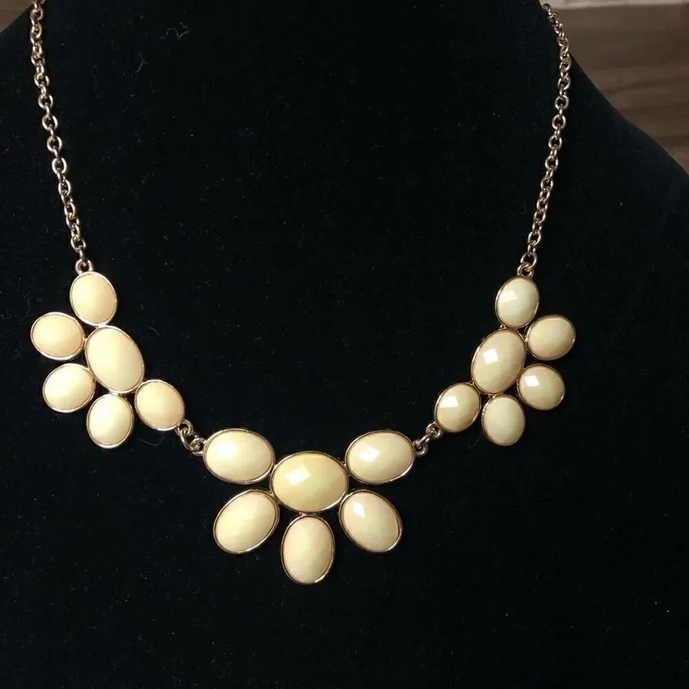 2/$20 Light Yellow Floral Cluster Statement Necklace with dangle drop earrings